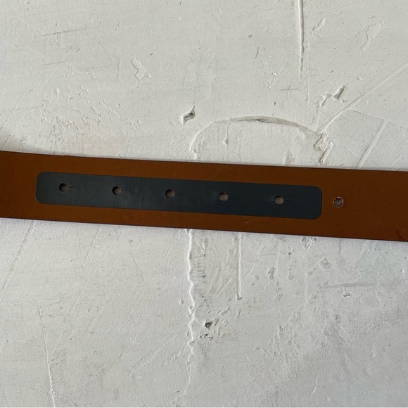 NIKE GOLF WOMEN'S BELT SLEEK MODERN PLAQUE PURPLE BELT with Silver Buckle SIZE M - Picture 5 of 7